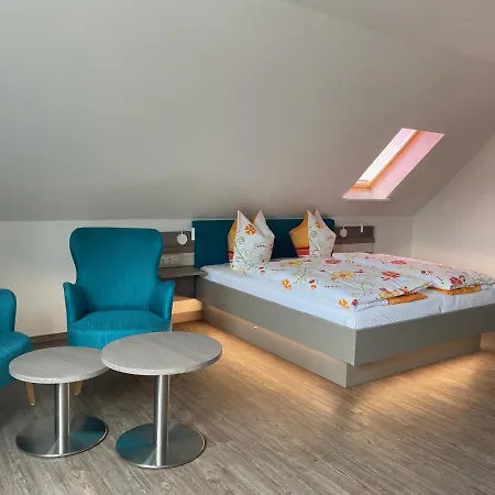 Lenzer Hafen Hotel *